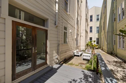 $1,395,000 | 3345 22nd Street, San Francisco, CA 94110