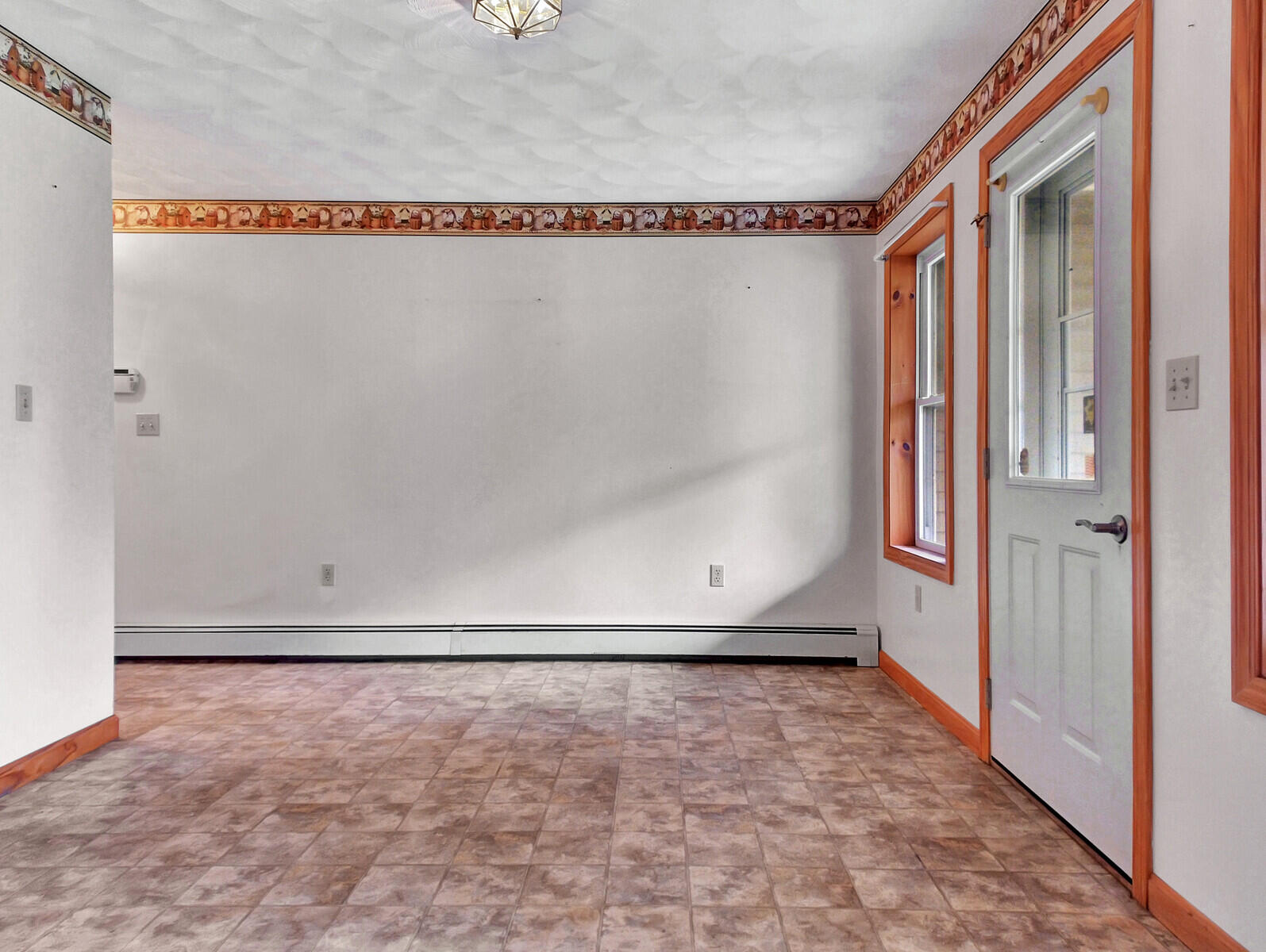 3233 Middle Road Sidney, ME 04330 - Photo 8 of 25 Mud Room