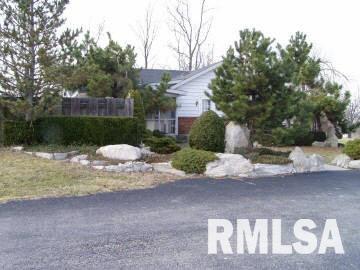 675 Sadler Road Anna, IL 62906 - Photo 3 of 7 Gallery Image 3