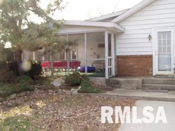 675 Sadler Road Anna, IL 62906 - Photo 4 of 7 Gallery Image 4