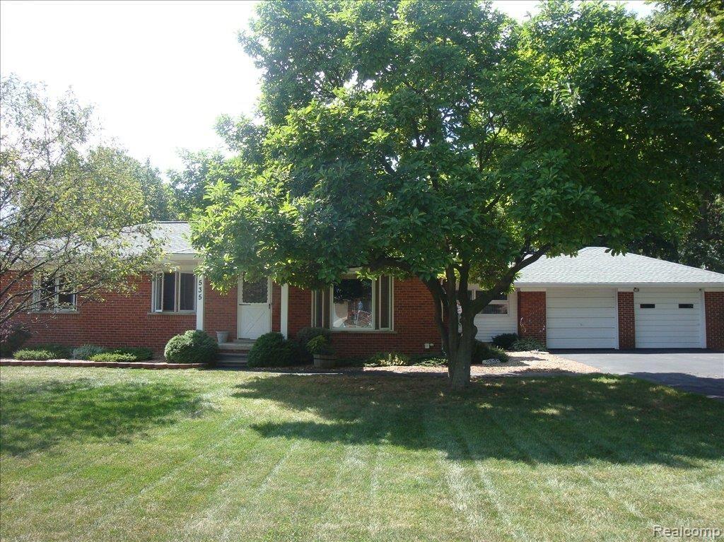 535 Sarsfield Drive Rochester, MI 48307 - Photo 15 of 15 Excellent Curb Appeal