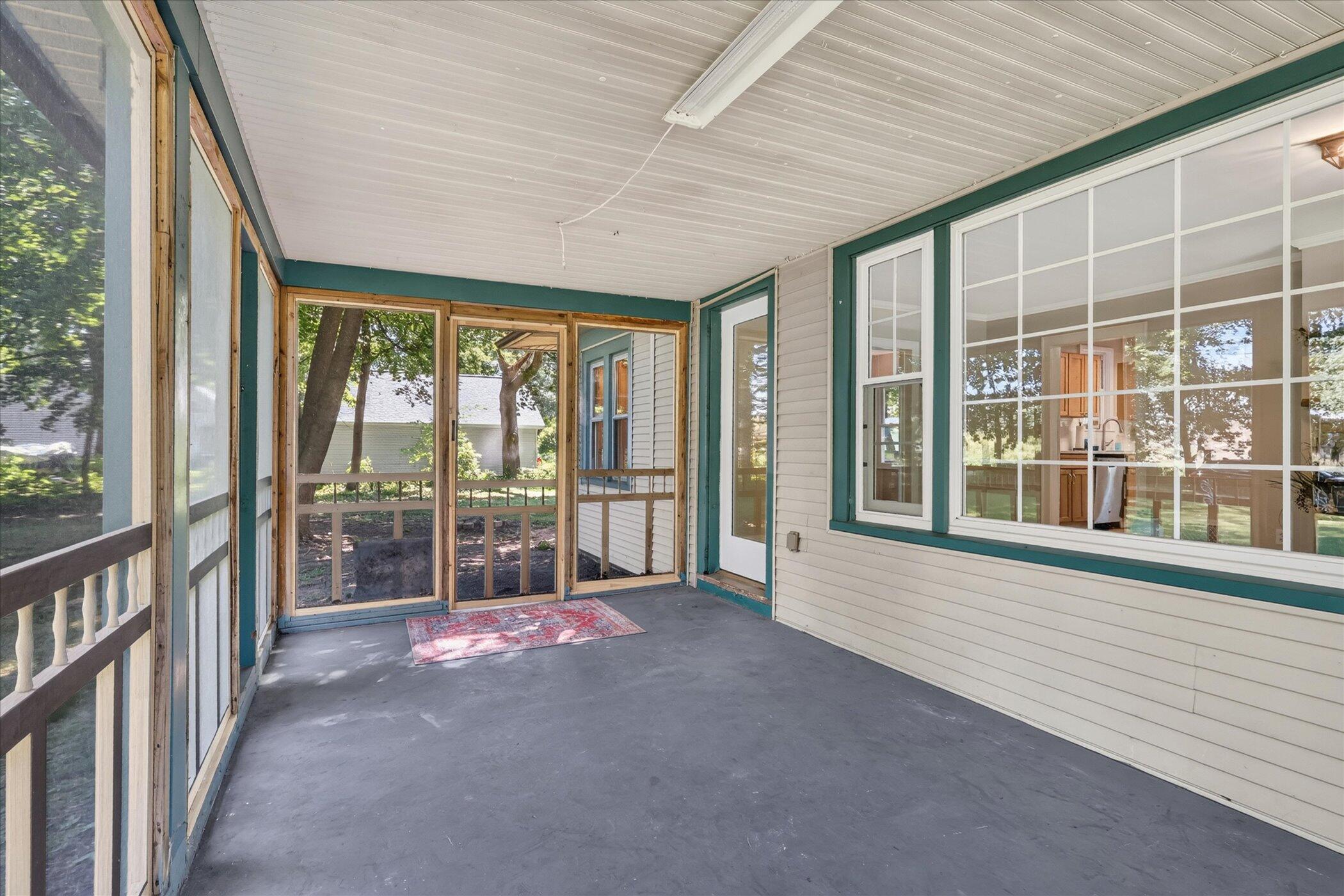 2213 Olmstead Road Kalamazoo, MI 49001 - Photo 5 of 21 2213 Olmstead