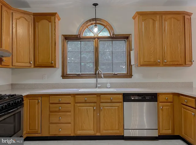 $660,000 | 22951 Cattail Lane, California, MD 20619