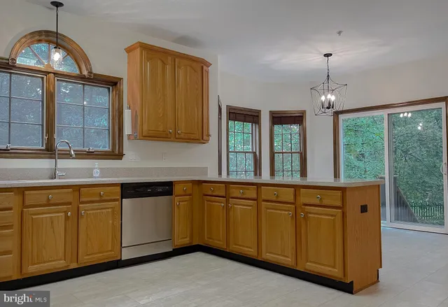 $660,000 | 22951 Cattail Lane, California, MD 20619