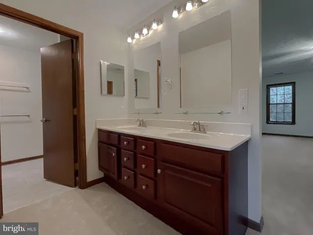 $660,000 | 22951 Cattail Lane, California, MD 20619