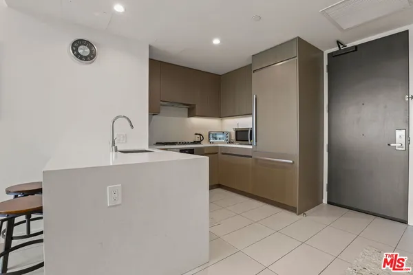 $3,500 | 889 Francisco Street, Unit 2602, Los Angeles, CA 90017