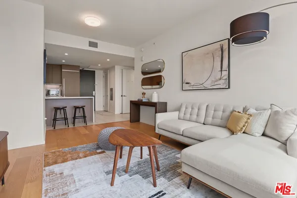 $3,500 | 889 Francisco Street, Unit 2602, Los Angeles, CA 90017