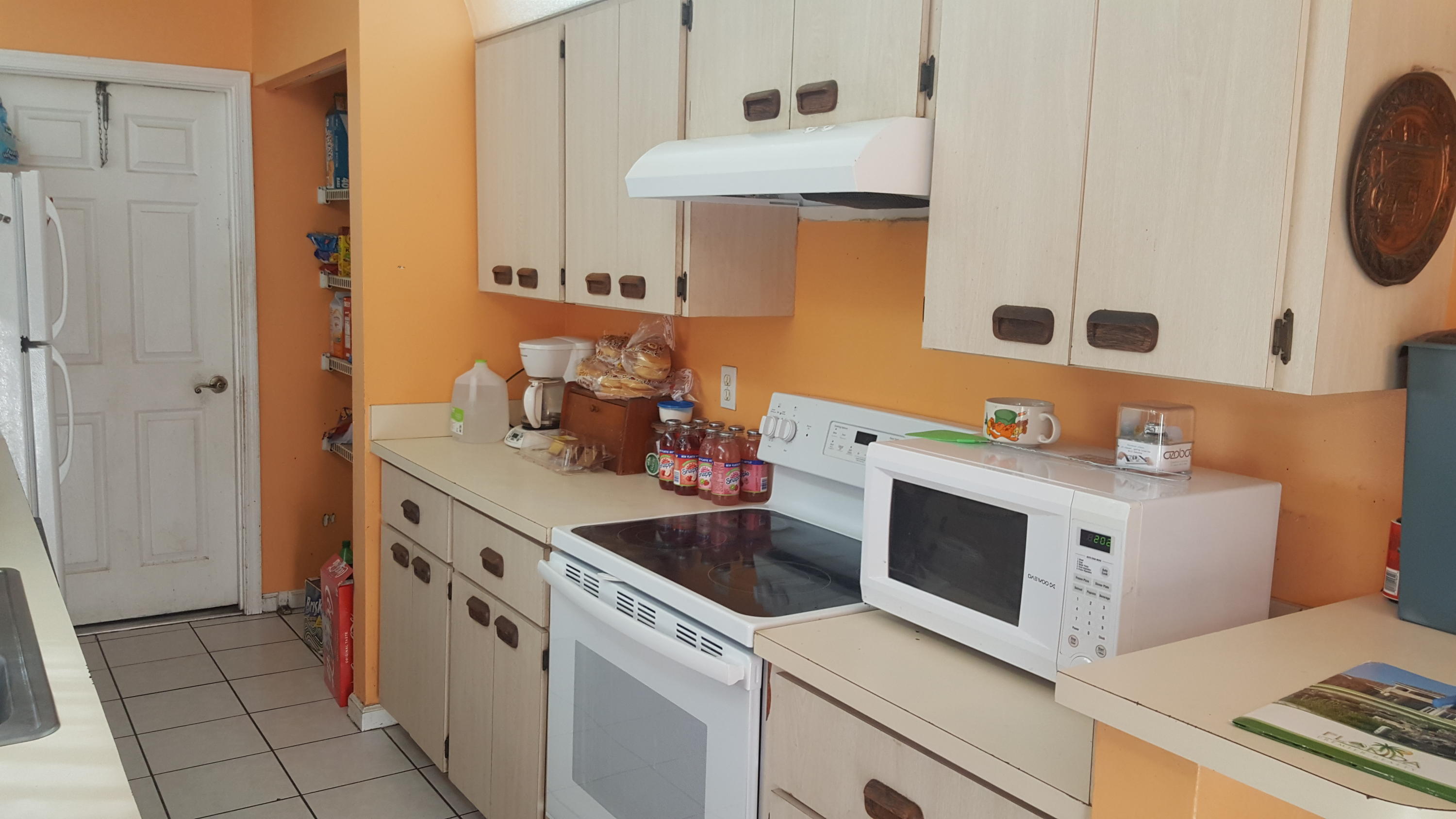 15134 76th Road North Loxahatchee, FL 33470 - Photo 4 of 9 Kitchen