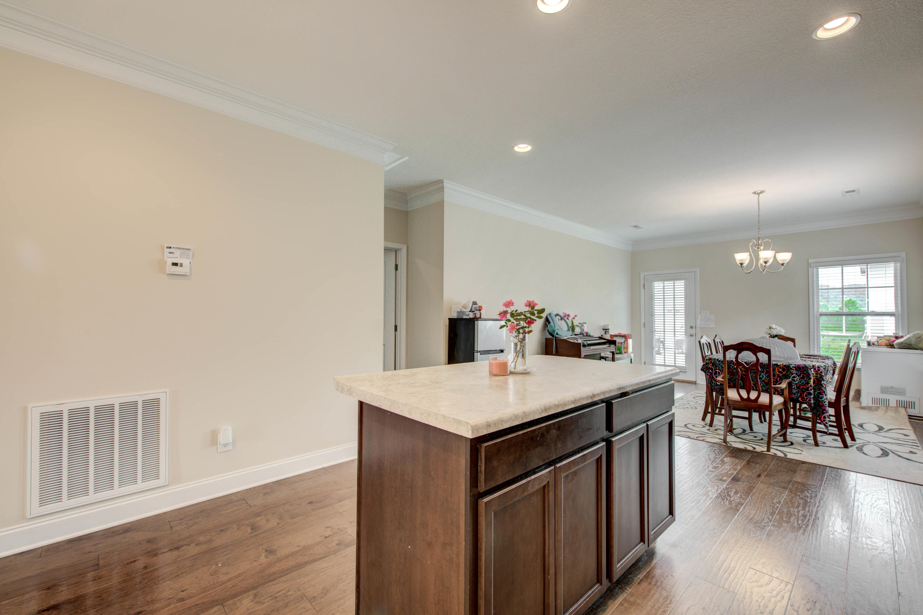 125 Hackberry Street Oak Ridge, TN 37830 - Photo 7 of 36 10