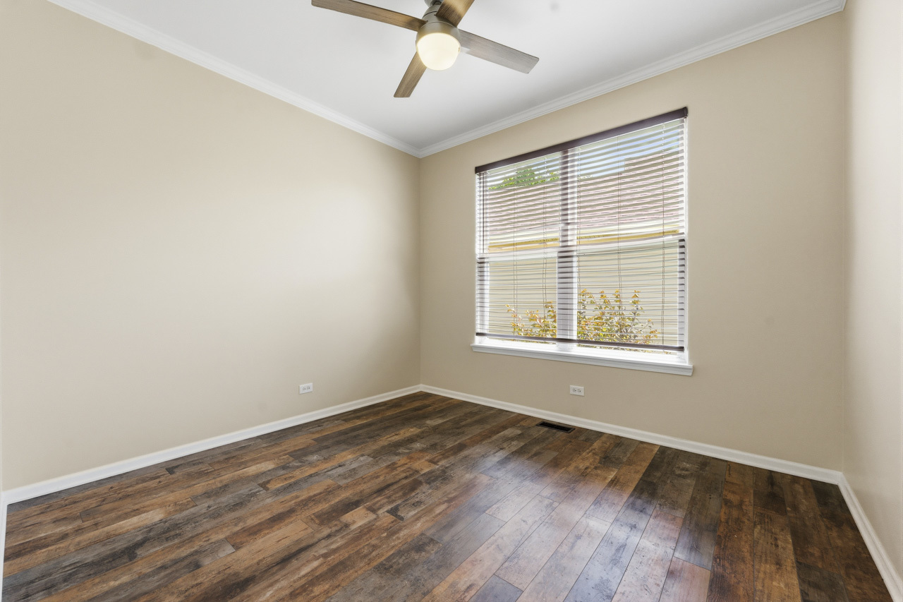 32804 Bending Creek Road Lakemoor, IL 60051 - Photo 20 of 46