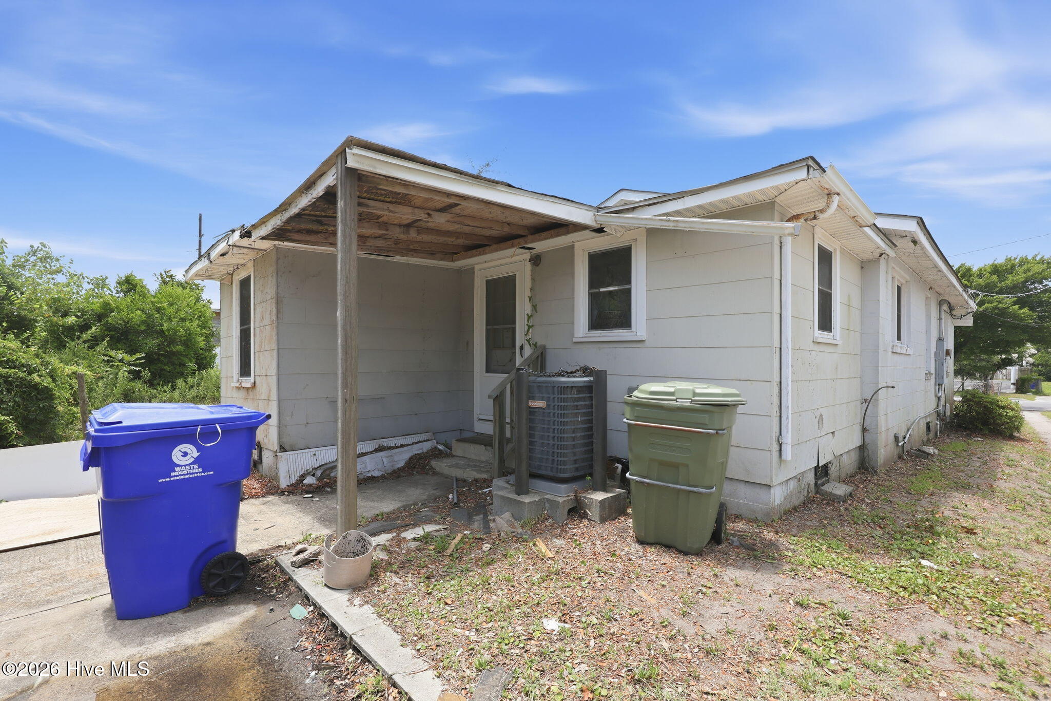 408 Pollock Street Beaufort, NC 28516 - Photo 34 of 37