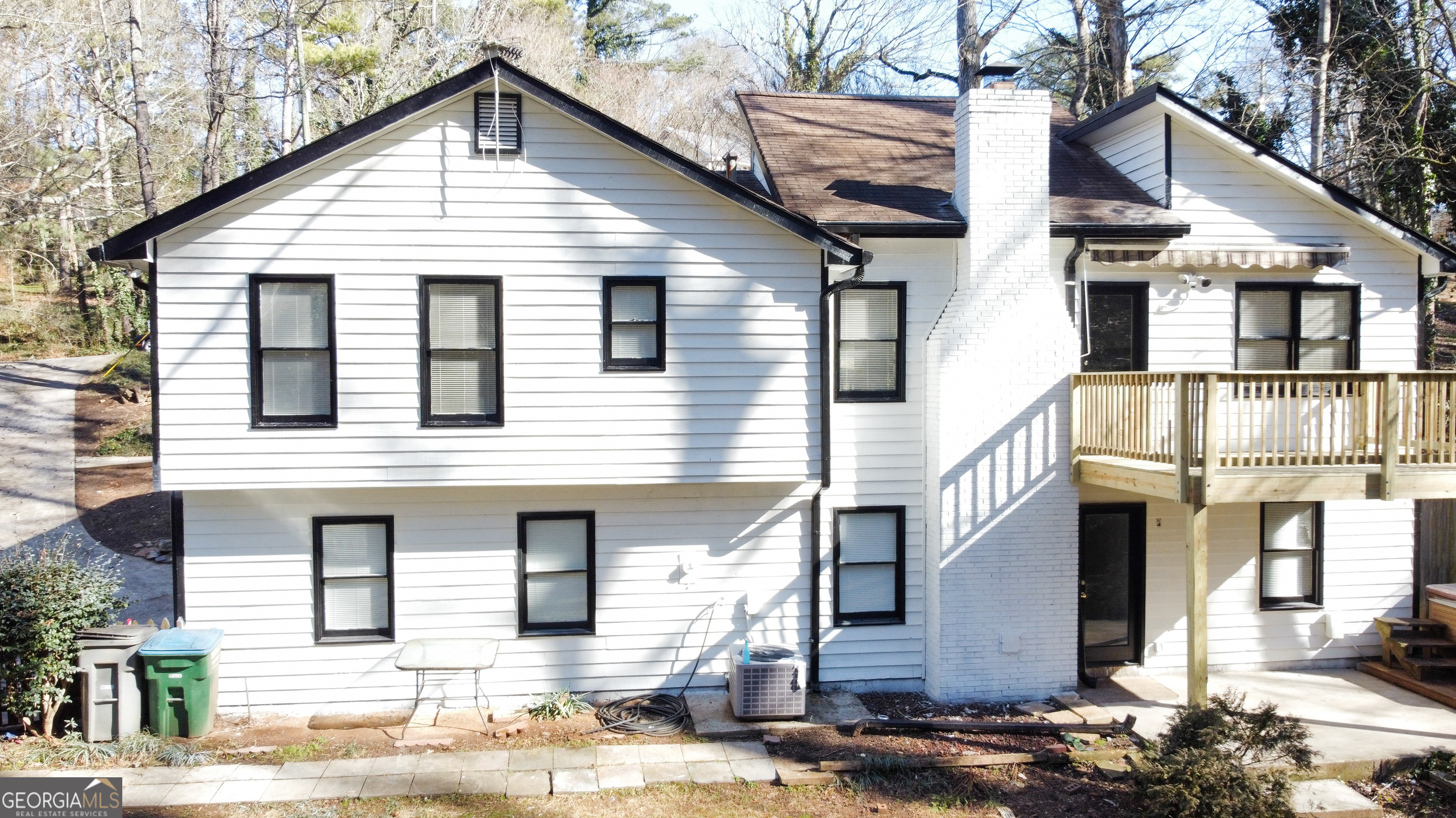 1373 Fairfield Drive Southwest Lilburn, GA 30047 - Photo 11 of 79