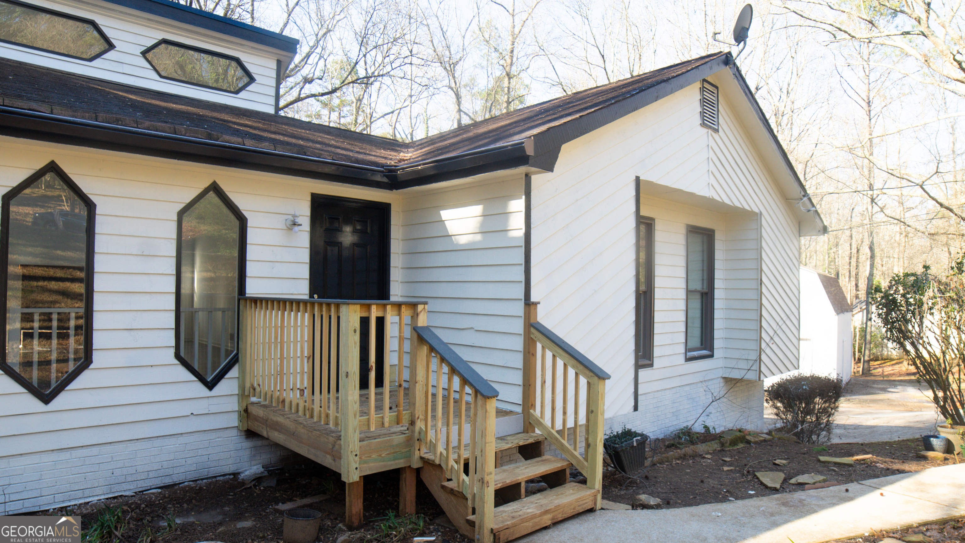 1373 Fairfield Drive Southwest Lilburn, GA 30047 - Photo 32 of 79