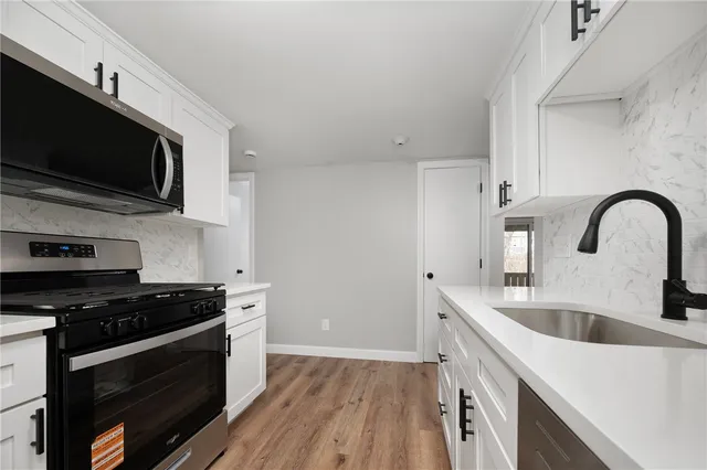 $269,900 | 1141 Hartford Avenue, Unit 4B, Johnston, RI 02919