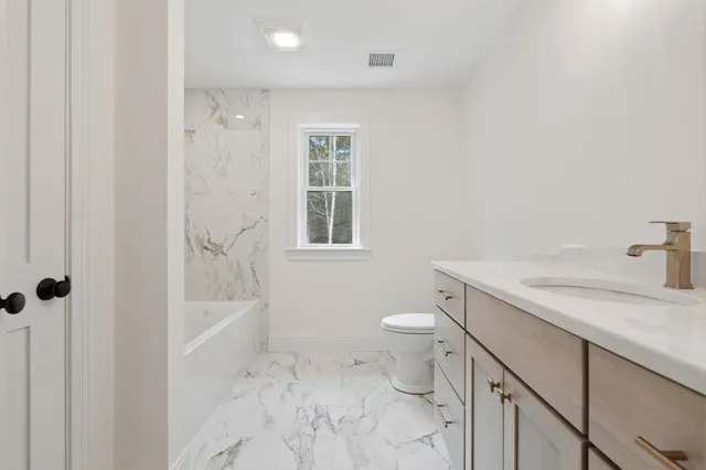 $1,399,900 | Autumn Lane, Newfields, NH 03856