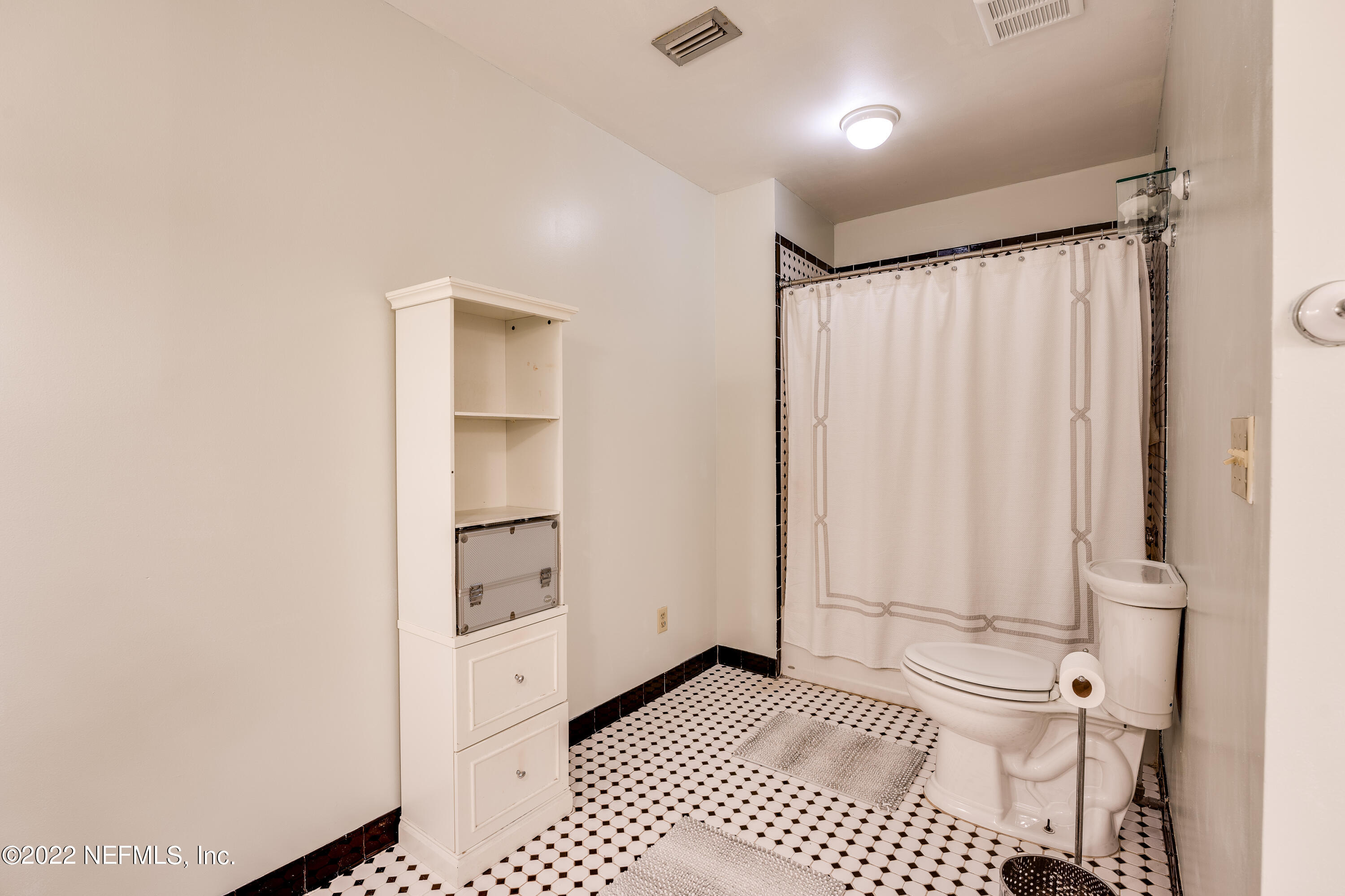 54528 Vikki Road Callahan, FL 32011 - Photo 33 of 41 a view of a room with a wooden door