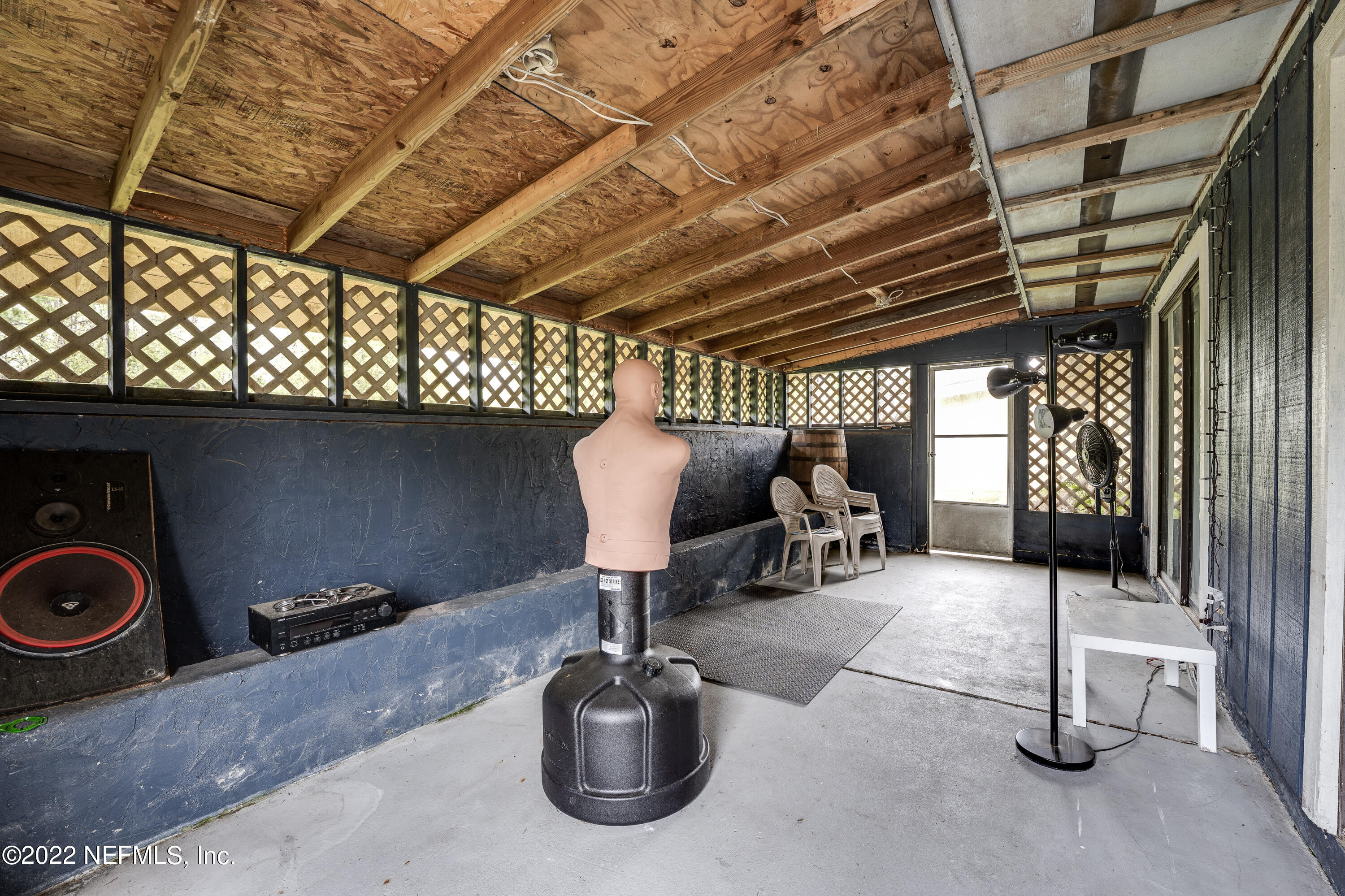 54528 Vikki Road Callahan, FL 32011 - Photo 39 of 41 a room with gym equipment