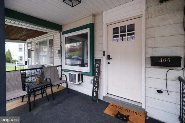 $170,000 | 306 Port Clinton Avenue, Hamburg, PA 19526