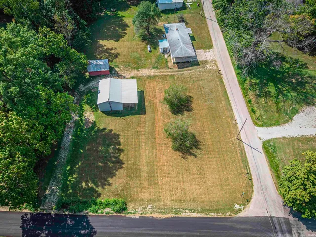 $175,000 | 1283 West County Road 50 South, Petersburg, IN 47567