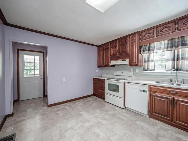 $175,000 | 1283 West County Road 50 South, Petersburg, IN 47567