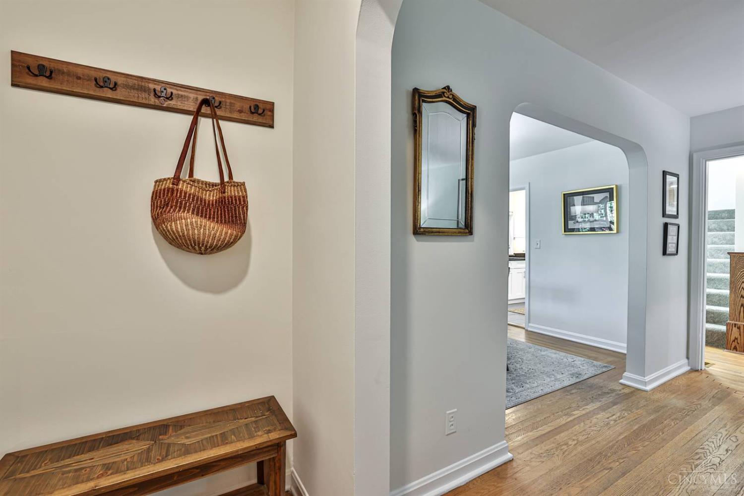 3860 Settle Road Mariemont, OH 45227 - Photo 5 of 37