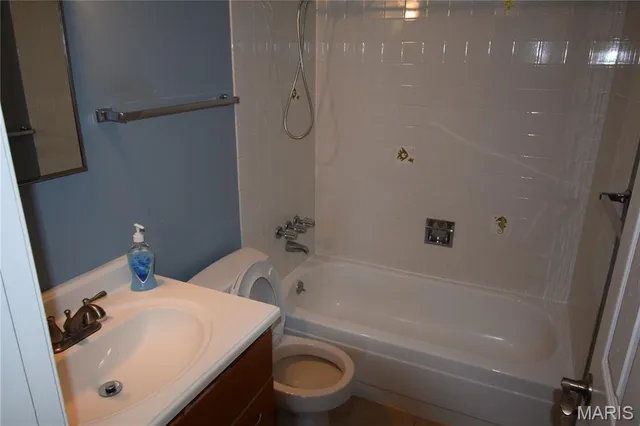 $1,950 | 3626 Blecha Road, Imperial, MO 63052