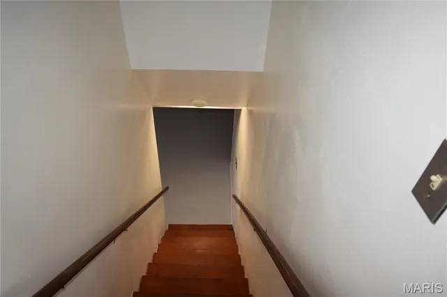 $1,950 | 3626 Blecha Road, Imperial, MO 63052