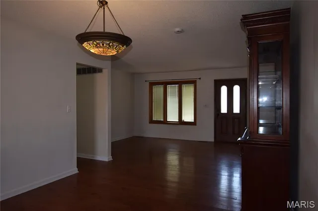 $1,950 | 3626 Blecha Road, Imperial, MO 63052