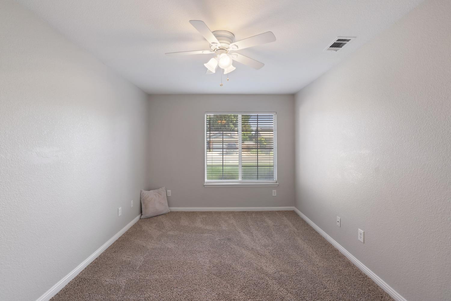 924 East Milgeo Avenue Ripon, CA 95366 - Photo 27 of 33