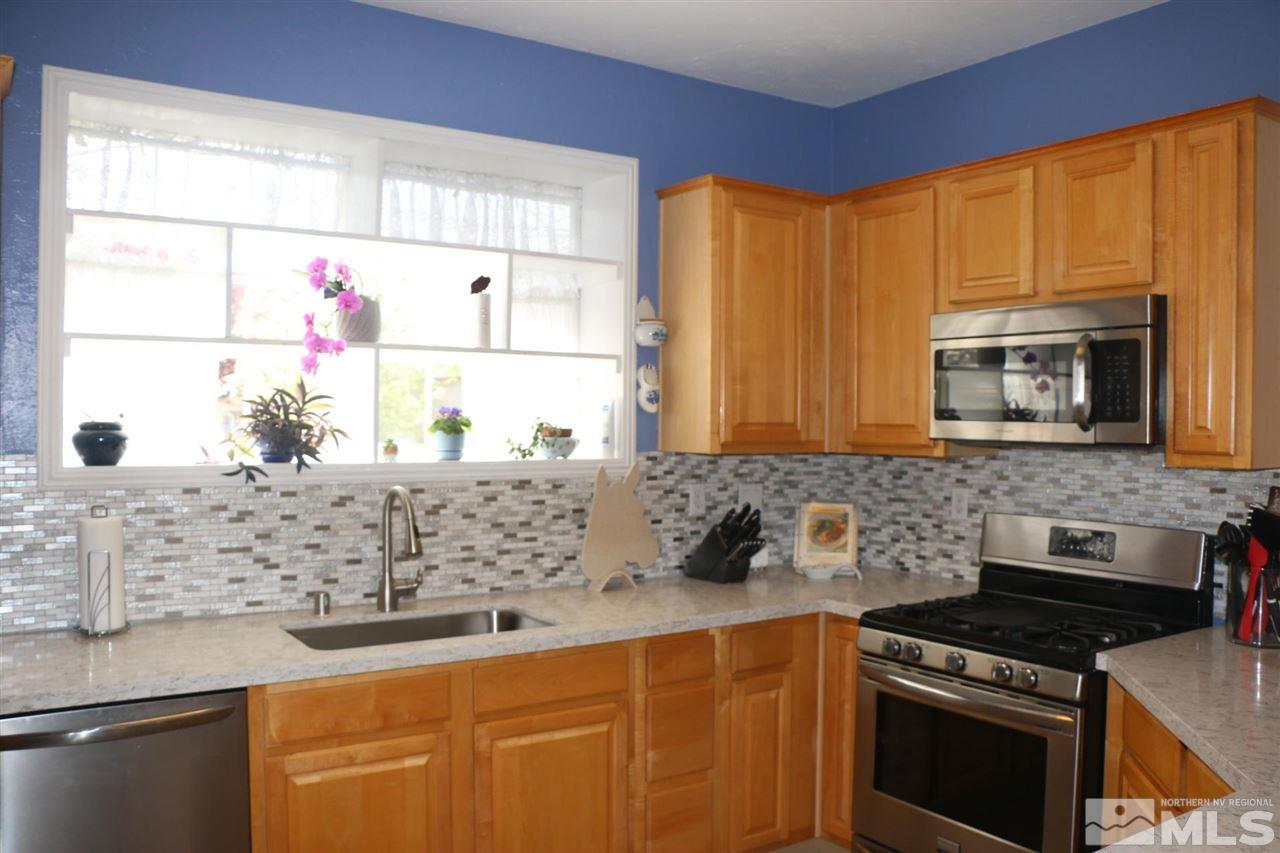 9676 Otter Way Reno, NV 89521 - Photo 11 of 40 Photo 11