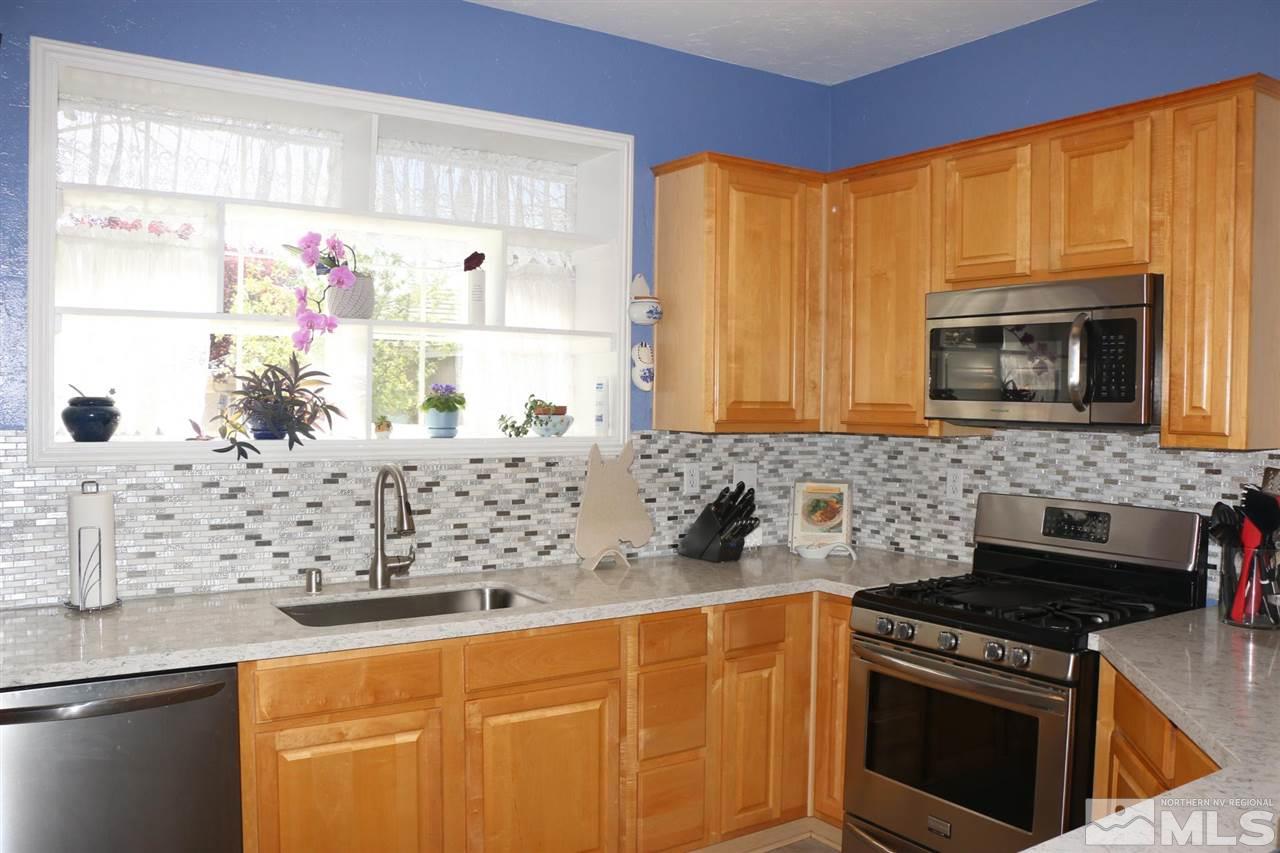 9676 Otter Way Reno, NV 89521 - Photo 9 of 40 Photo 9