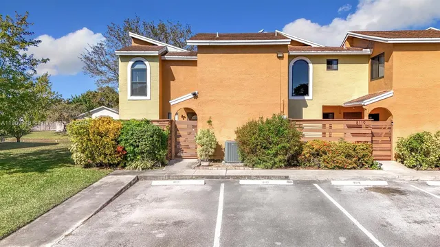$379,000 | 8117 Northwest 71st Court, Tamarac, FL 33321