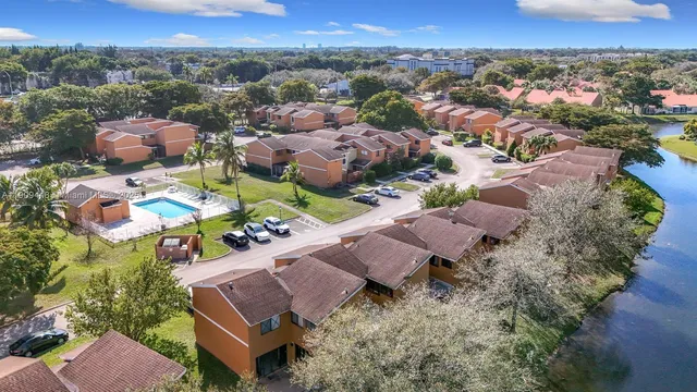 $379,000 | 8117 Northwest 71st Court, Tamarac, FL 33321