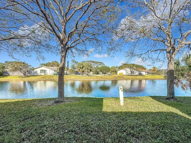 $379,000 | 8117 Northwest 71st Court, Tamarac, FL 33321