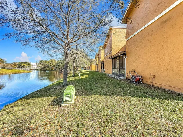 $379,000 | 8117 Northwest 71st Court, Tamarac, FL 33321