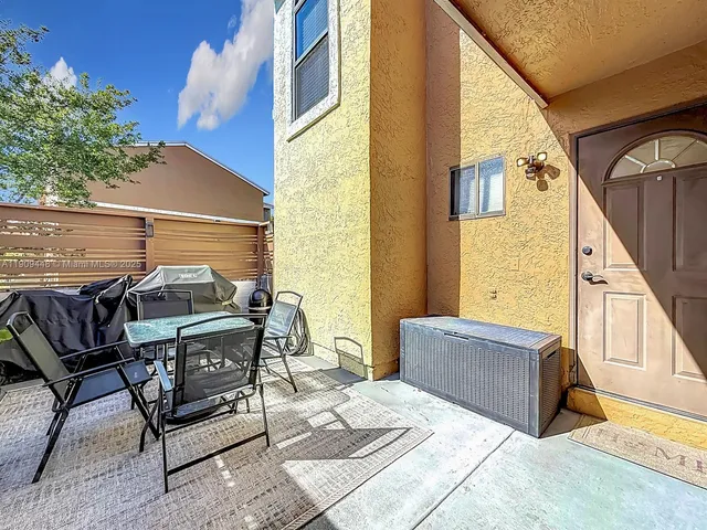 $379,000 | 8117 Northwest 71st Court, Tamarac, FL 33321