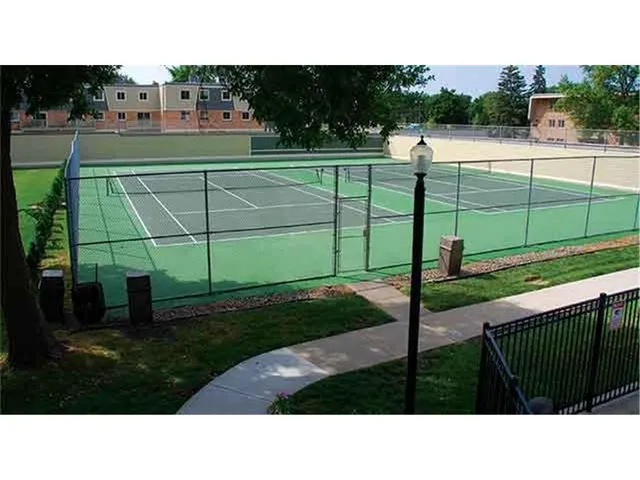 $1,300 | 7414 West 22nd Street, Unit 315, St. Louis Park, MN 55426