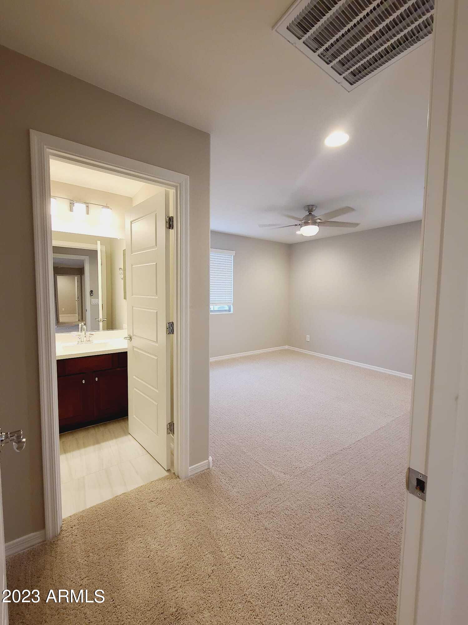 9013 West Marshall Avenue Glendale, AZ 85305 - Photo 15 of 22 a view of bathroom and a bathroom