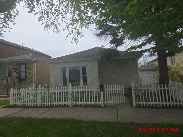 5106 South Massasoit Avenue Chicago, IL 60638 - Photo 1 of 30