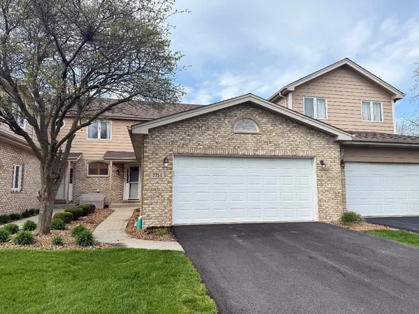 $3,000 | 7714 Northfield Lane, Tinley Park, IL 60487