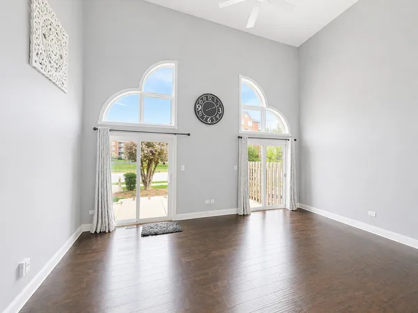 $3,000 | 7714 Northfield Lane, Tinley Park, IL 60487