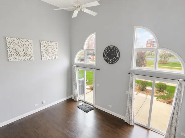 $3,000 | 7714 Northfield Lane, Tinley Park, IL 60487