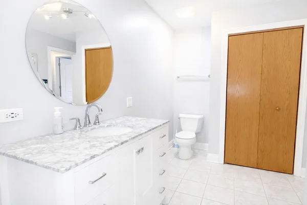 $3,000 | 7714 Northfield Lane, Tinley Park, IL 60487