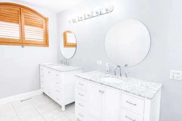 $3,000 | 7714 Northfield Lane, Tinley Park, IL 60487