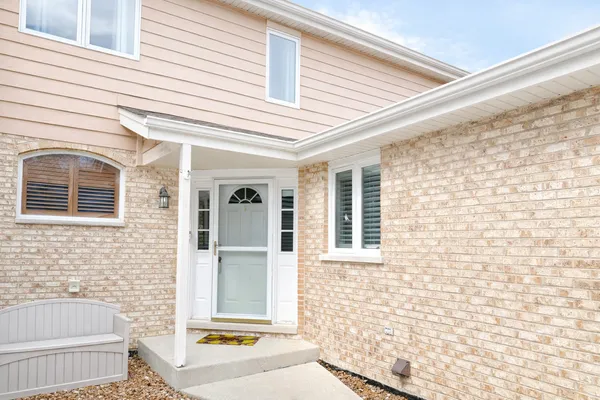 $3,000 | 7714 Northfield Lane, Tinley Park, IL 60487