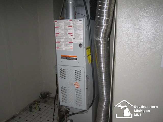 1781 West Temperance Road Temperance, MI 48182 - Photo 9 of 10 Mechanicals