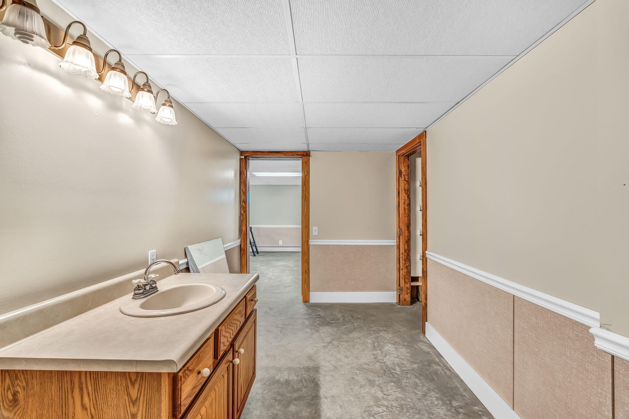 20 Court Street Winslow, ME 04901 - Photo 47 of 60 5-web-or-mls-20-court-st