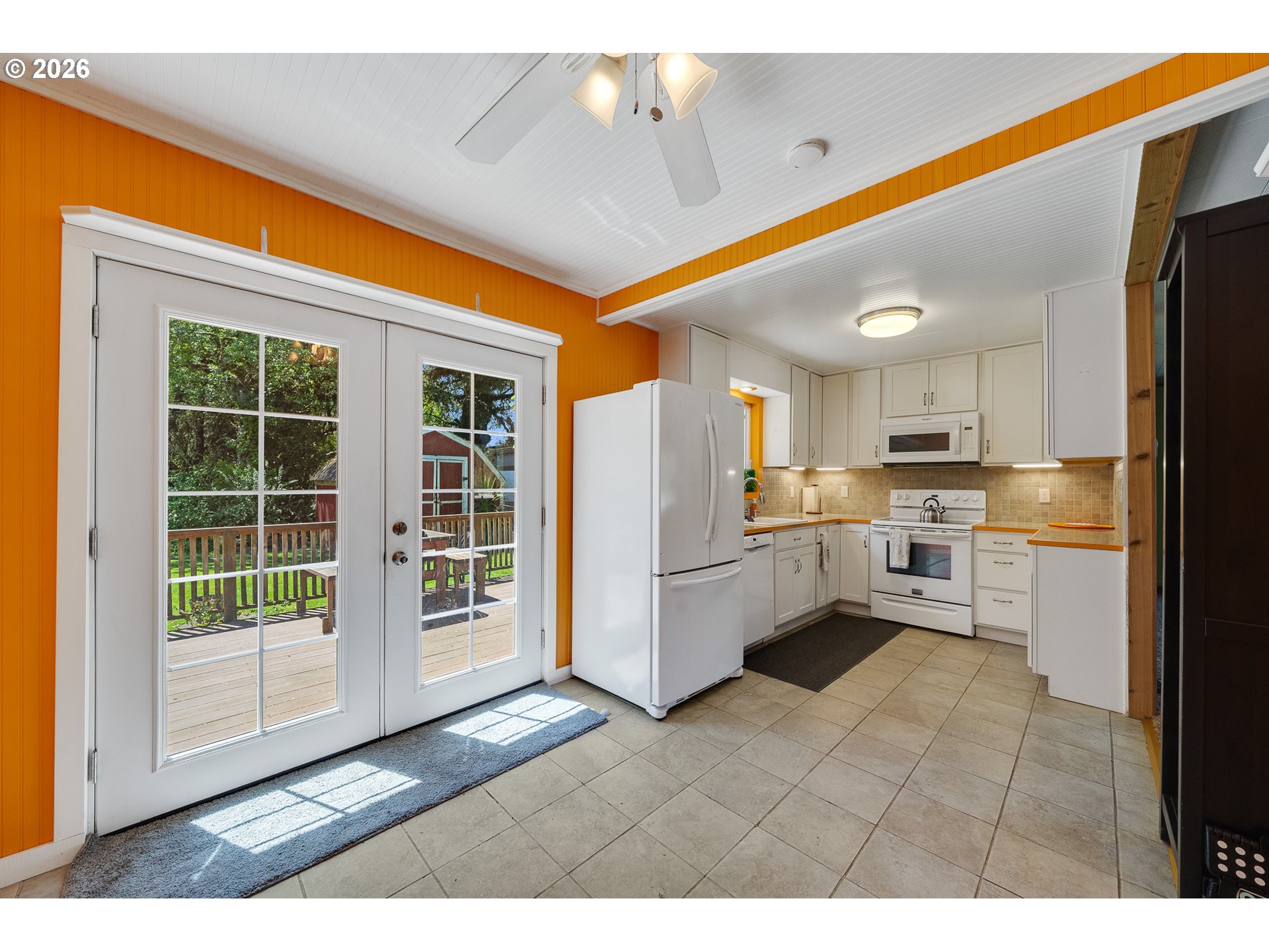 7705 Alderbrook Road Tillamook, OR 97141 - Photo 11 of 48