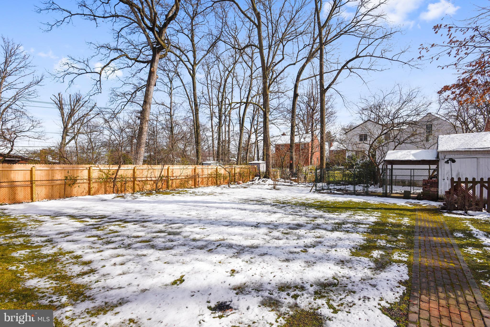 2702 Plyers Mill Road Silver Spring, MD 20902 - Photo 27 of 30 Exterior (Rear)