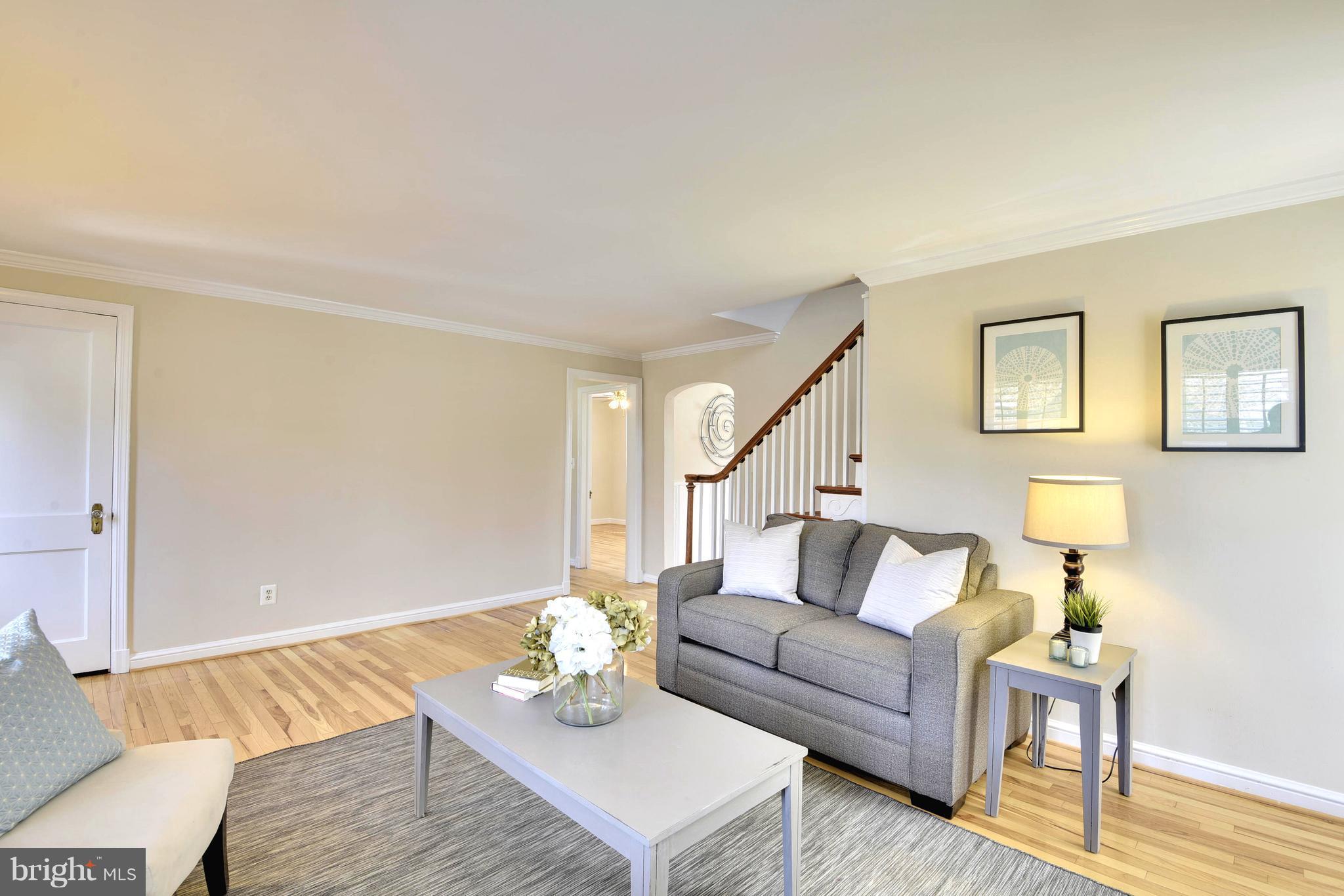 2702 Plyers Mill Road Silver Spring, MD 20902 - Photo 6 of 30 Living Room